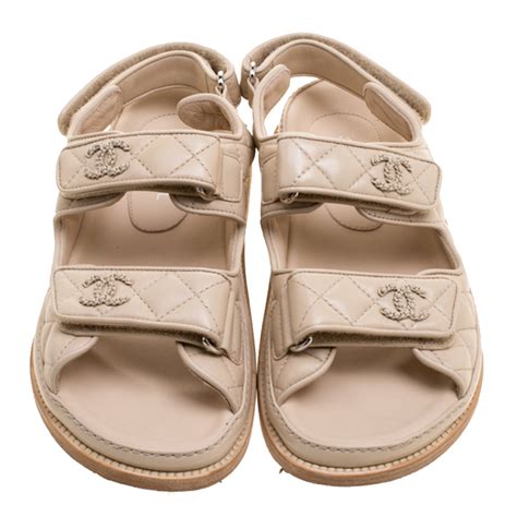 sandales chanel beige